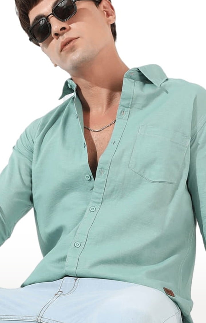 Men's Green Solid Casual Shirts