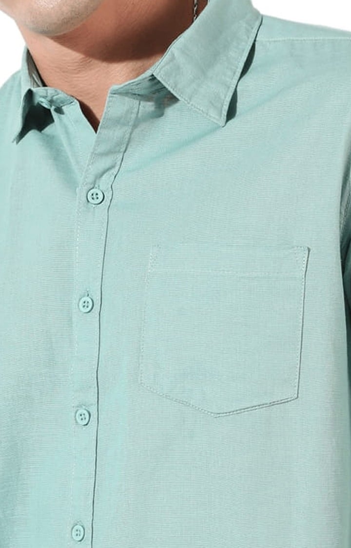 Men's Green Cotton Blend Solid Casual Shirts