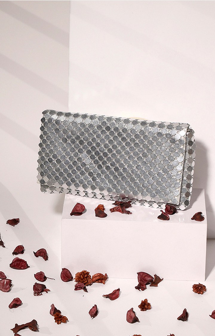 Women's Silver  Clutches