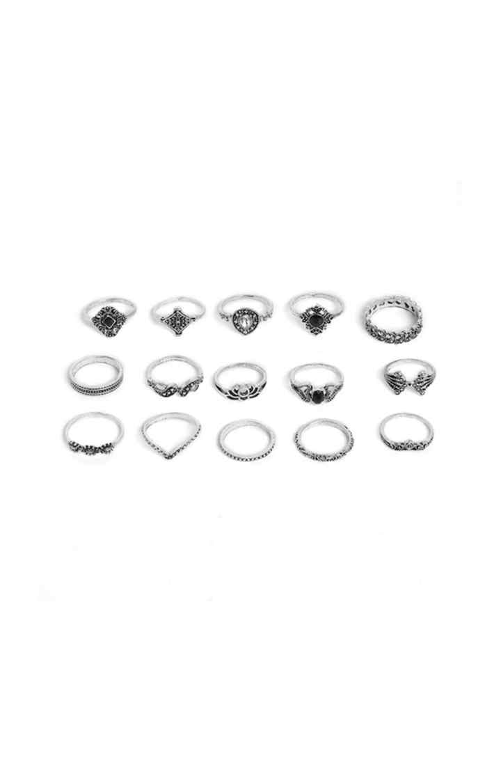 SOHI Set Of 15 Silver-Toned & Green Stone-Studded Silver-Plated Finger Ring