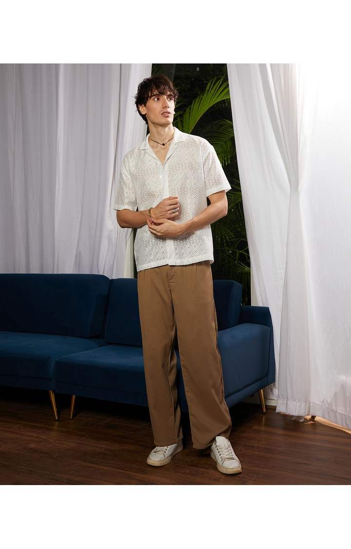 Men's White Solid Casual Shirts