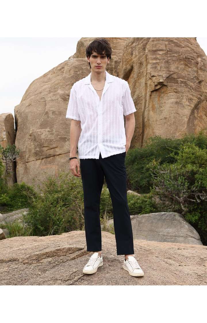 Men's Black Solid Casual Shirts