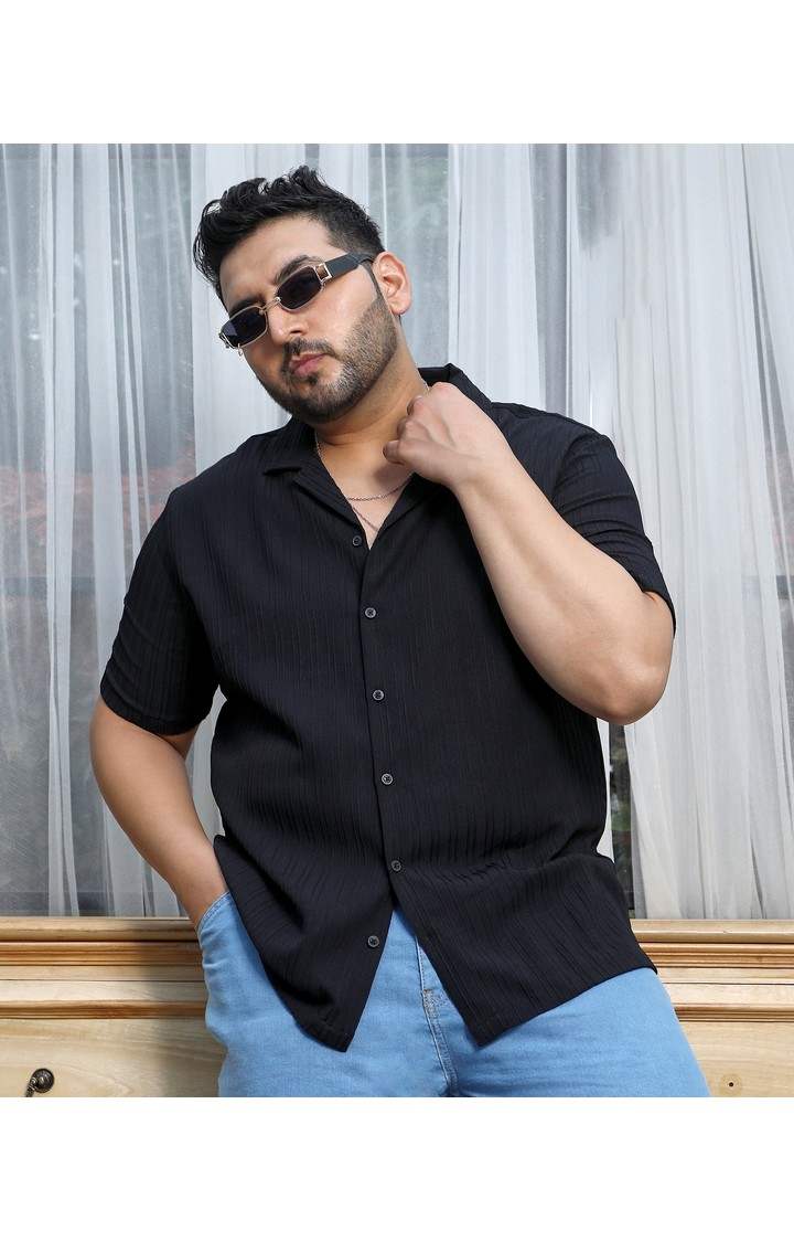 Men's Black Solid Casual Shirts