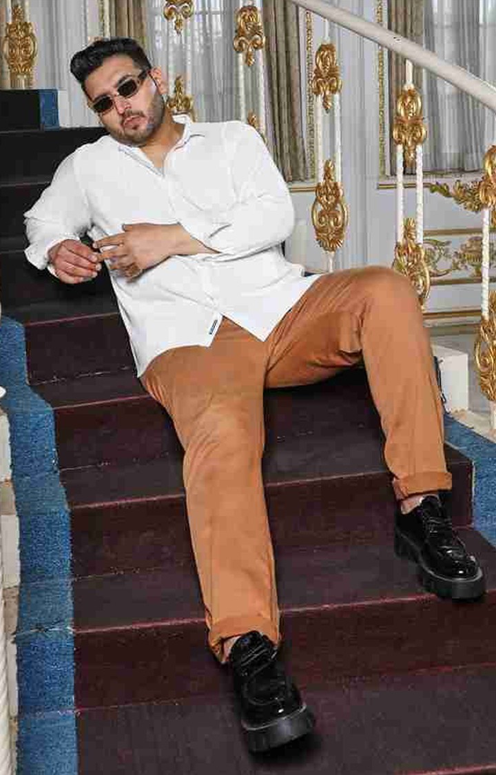 Men's White Solid Casual Shirts