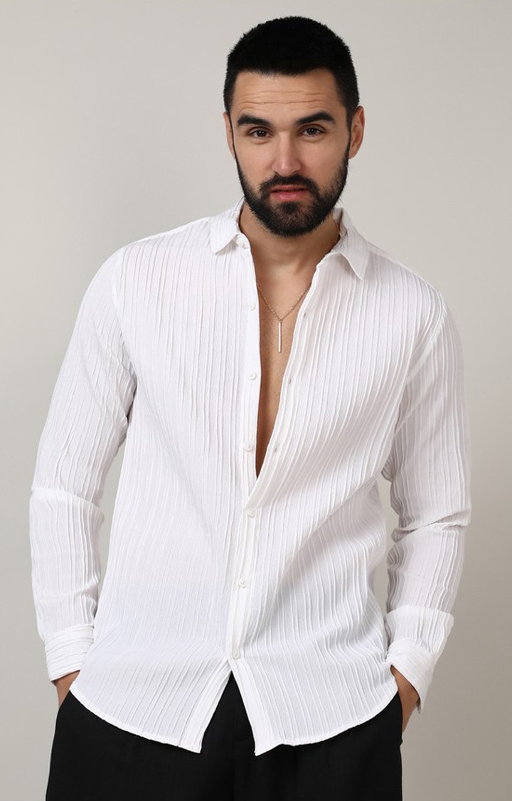 Men's White Solid Casual Shirts