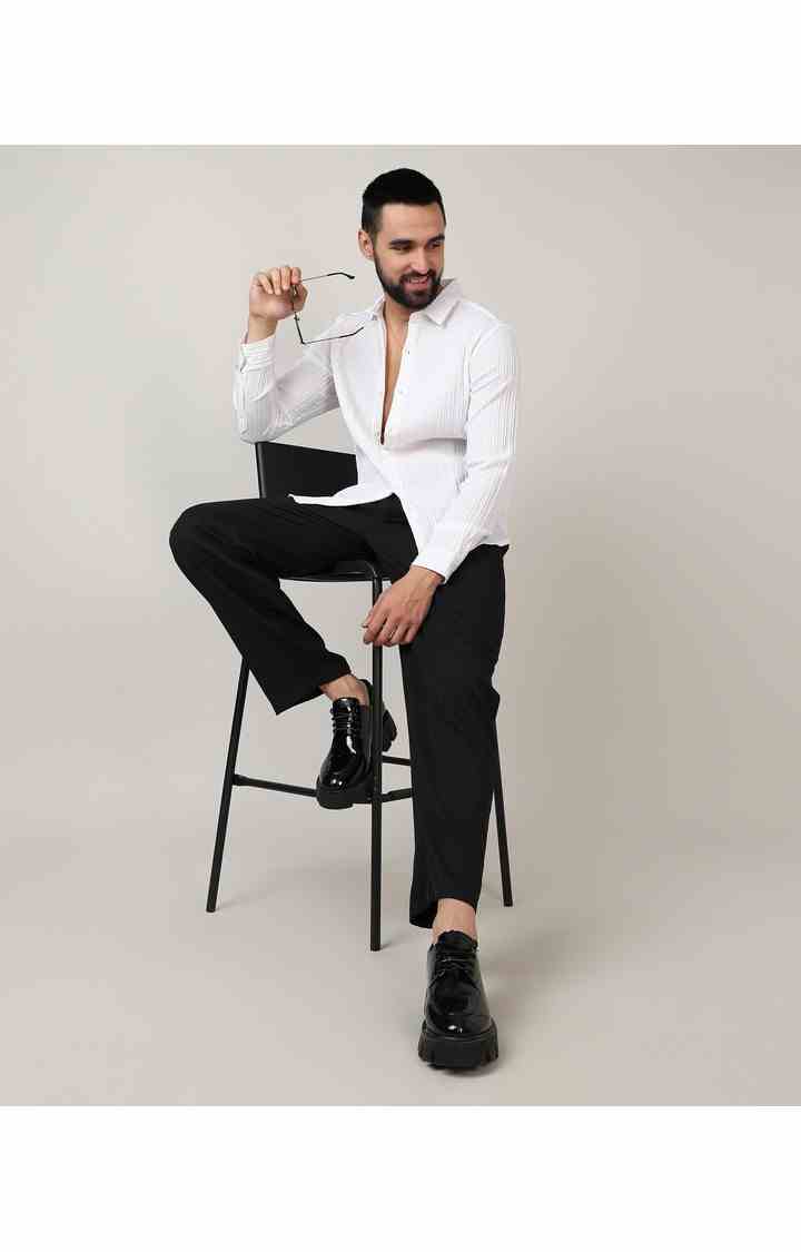 Men's White Solid Casual Shirts