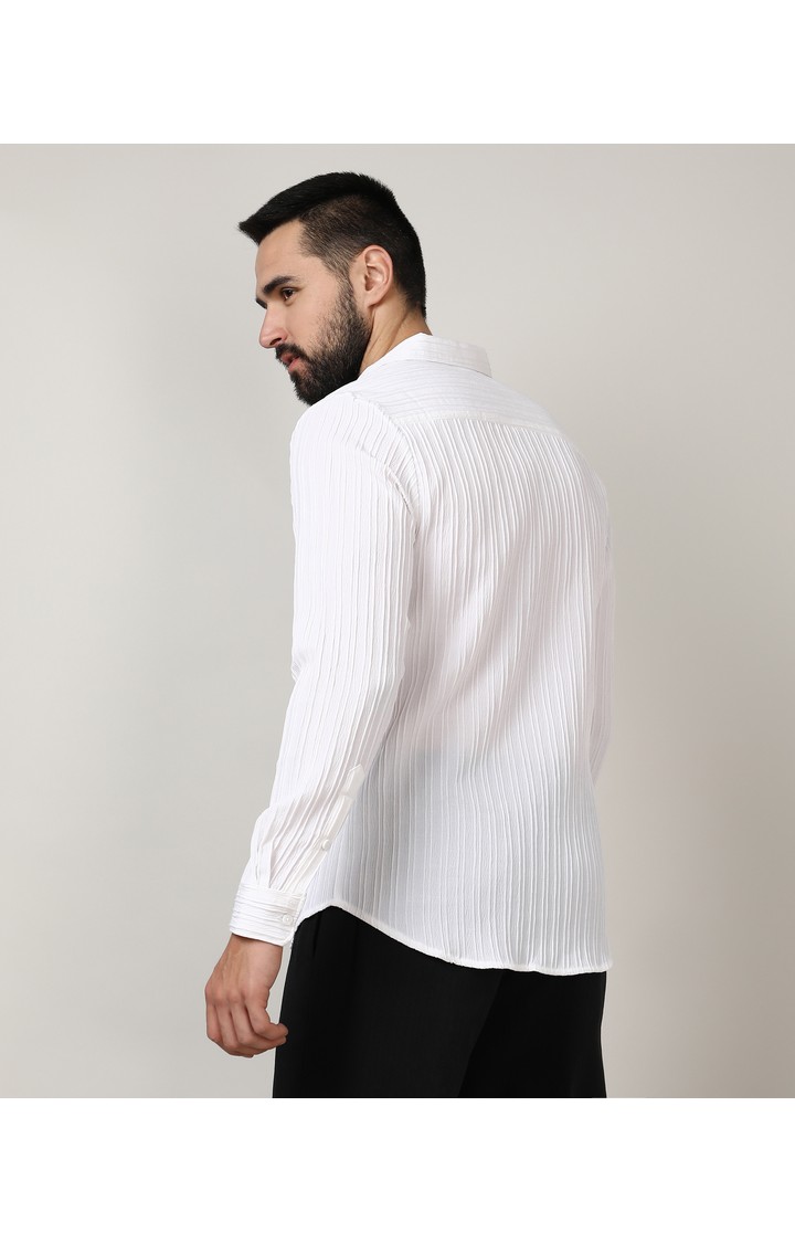 Men's White Solid Casual Shirts