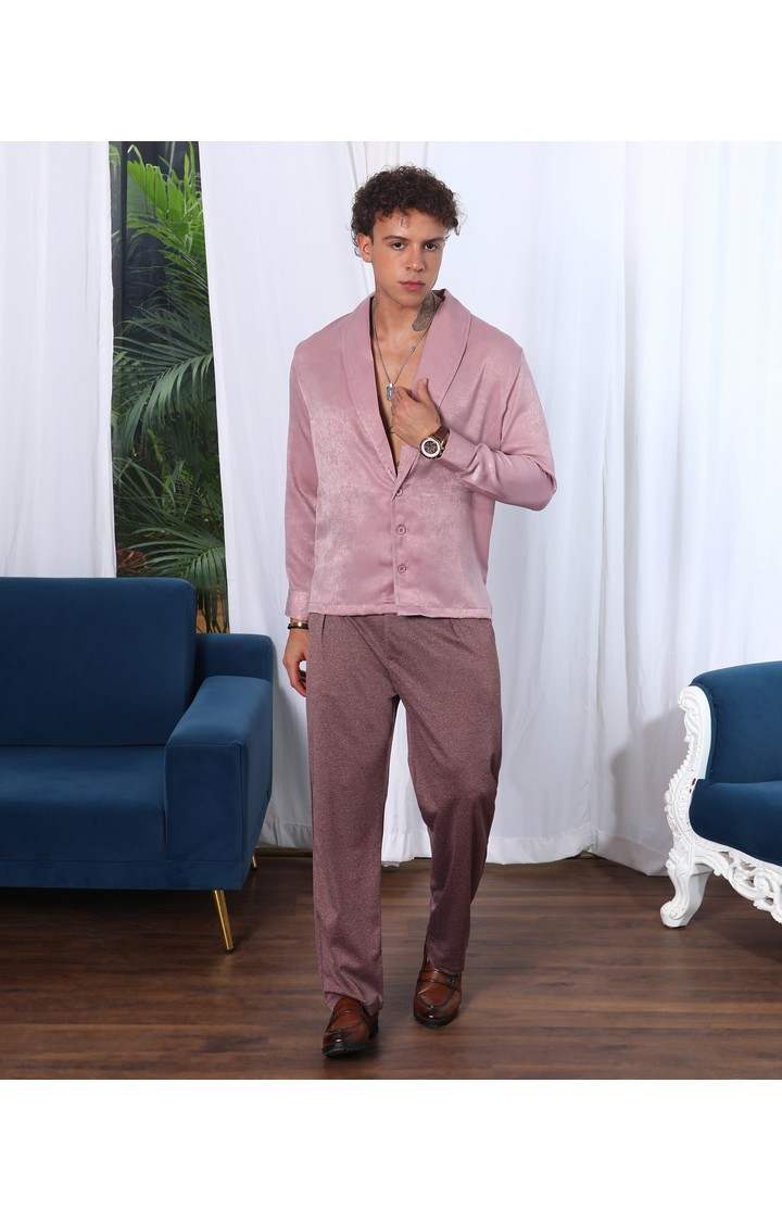 Men's Pink Solid Casual Shirts