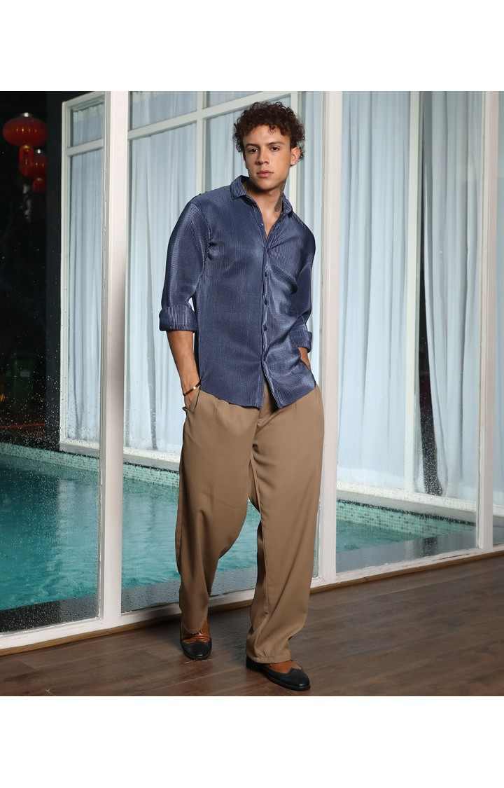 Men's Blue Solid Casual Shirts
