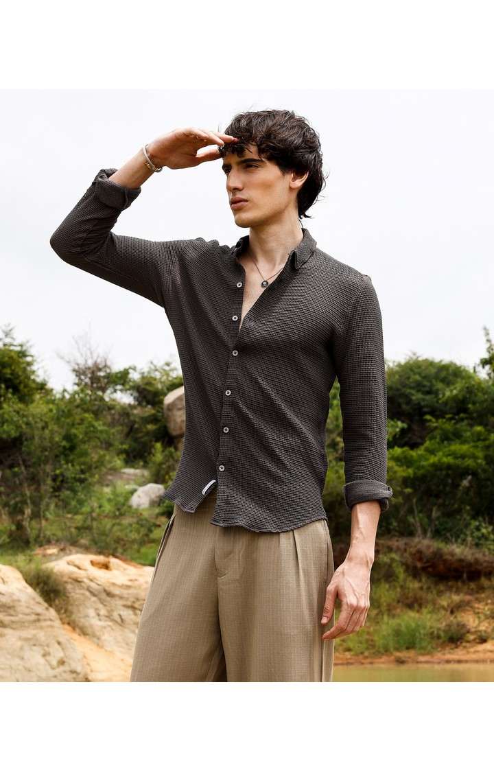 Men's Black Solid Casual Shirts