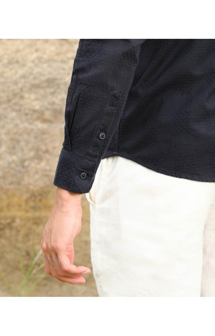 Men's Black Solid Casual Shirts