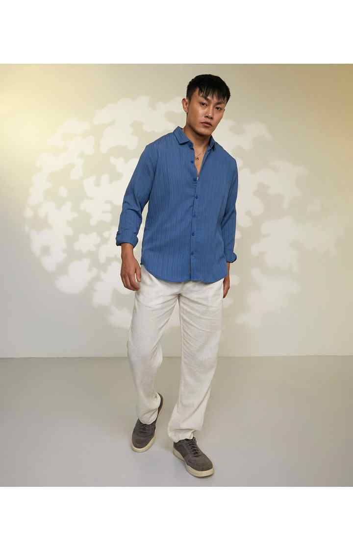 Men's Blue Solid Casual Shirts