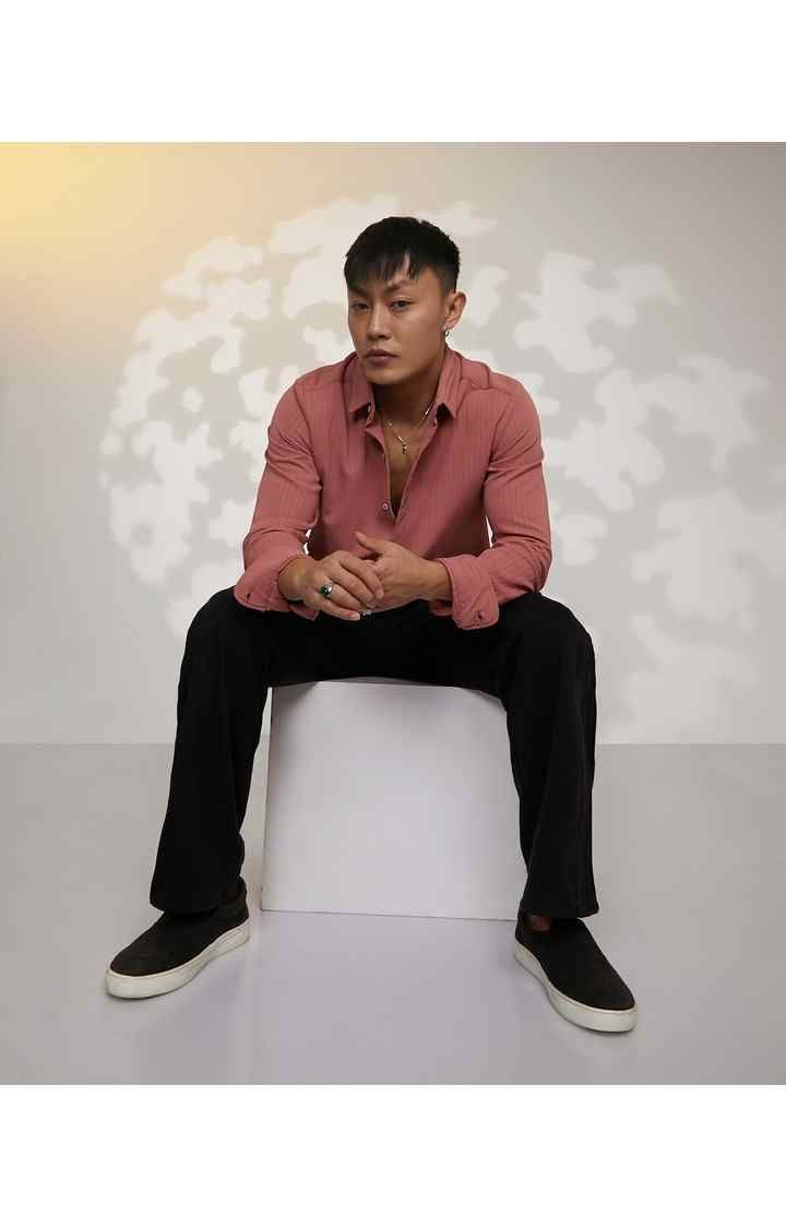 Men's Maroon Solid Casual Shirts