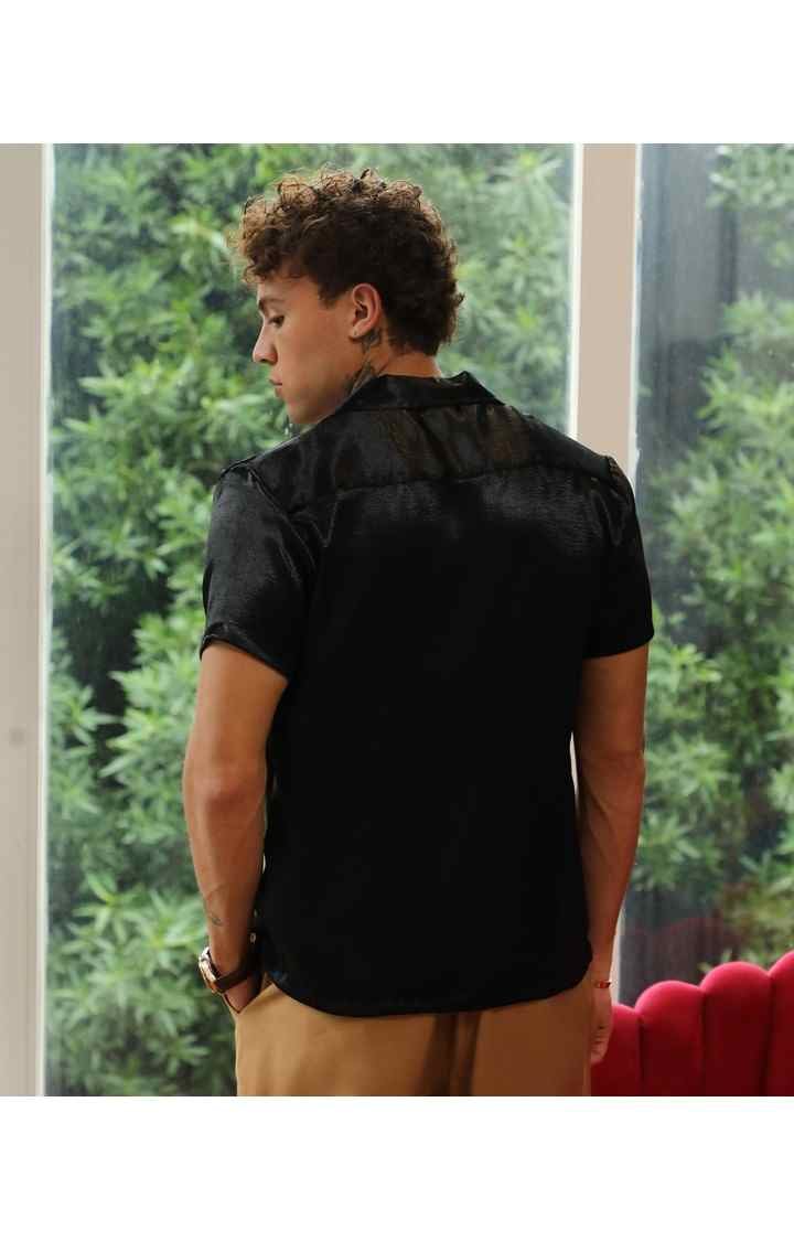 Men's Black Solid Casual Shirts