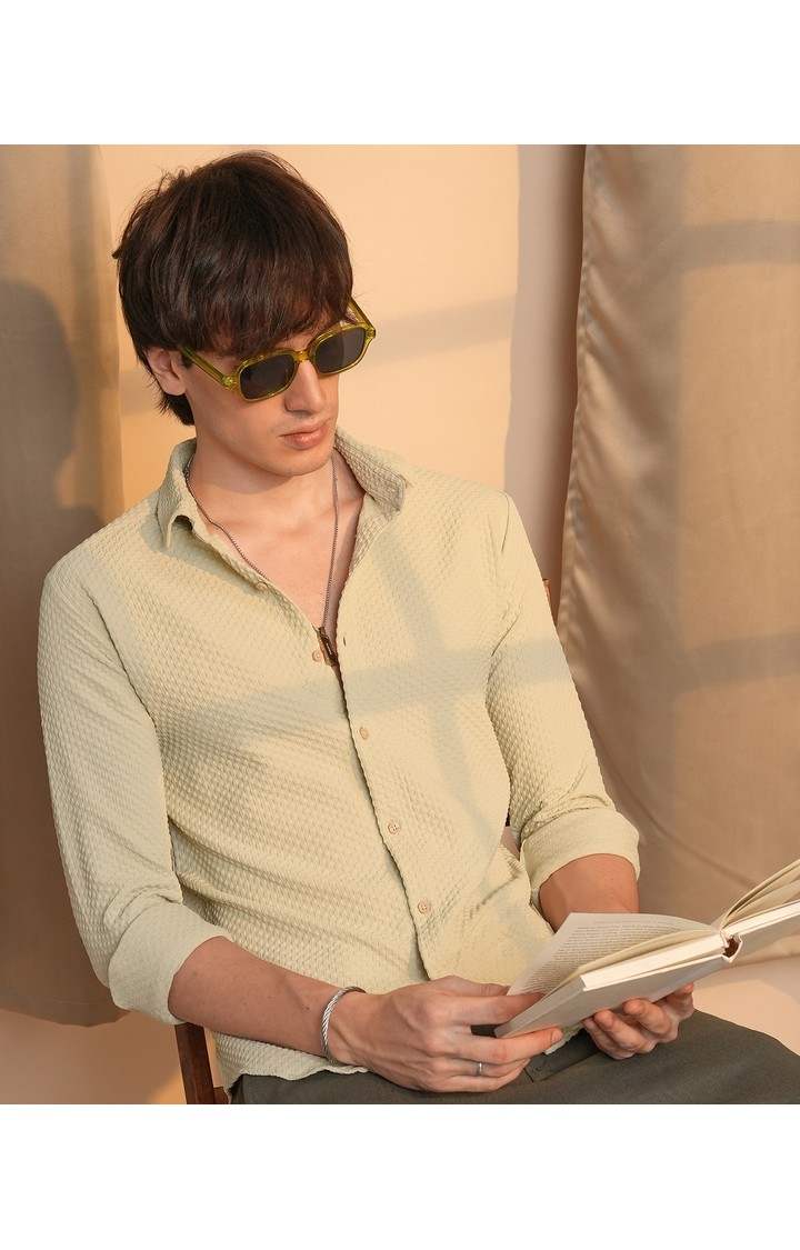 Men's Cream Solid Casual Shirts