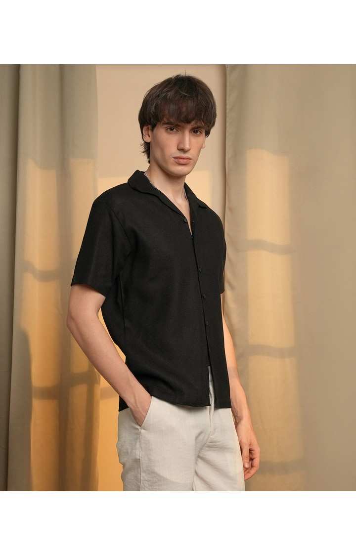 Men's Black Solid Casual Shirts