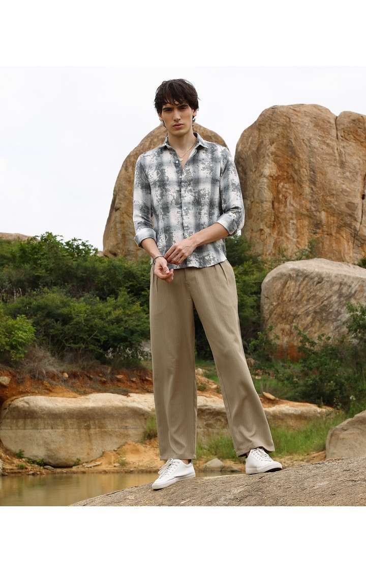 Men's Grey Checked Casual Shirts
