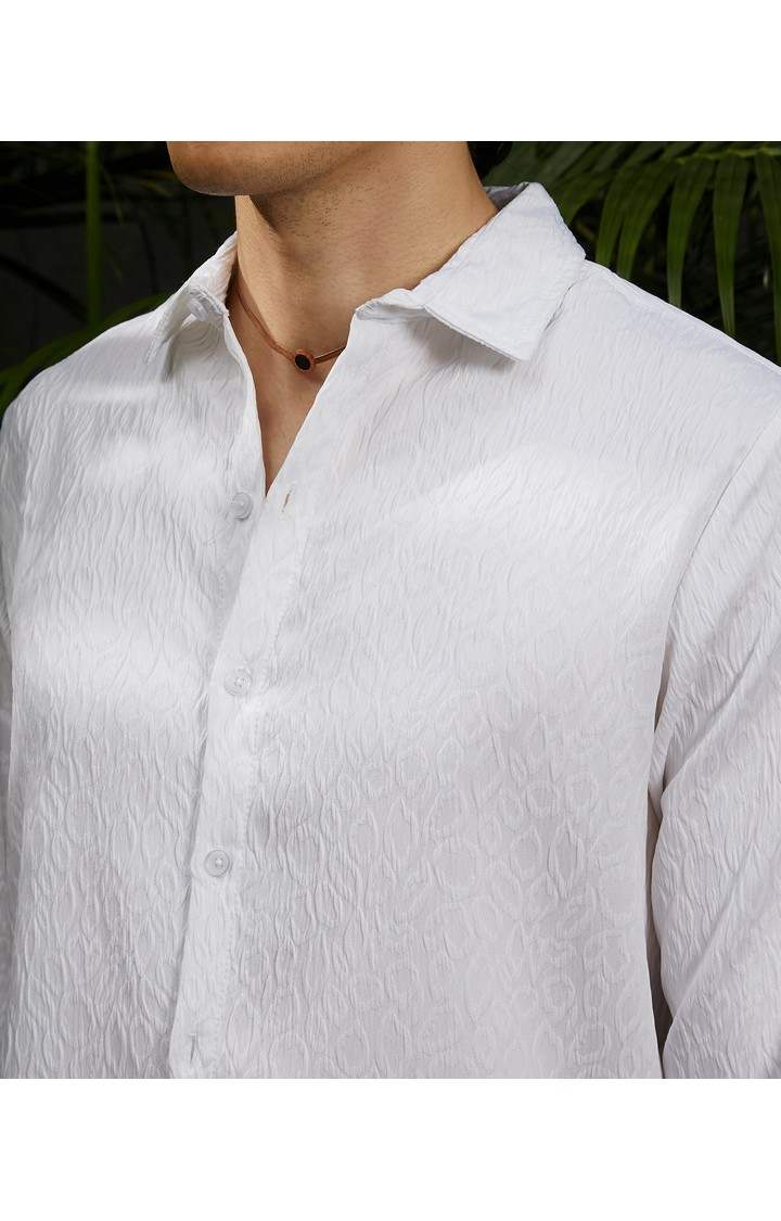 Men's White Solid Casual Shirts