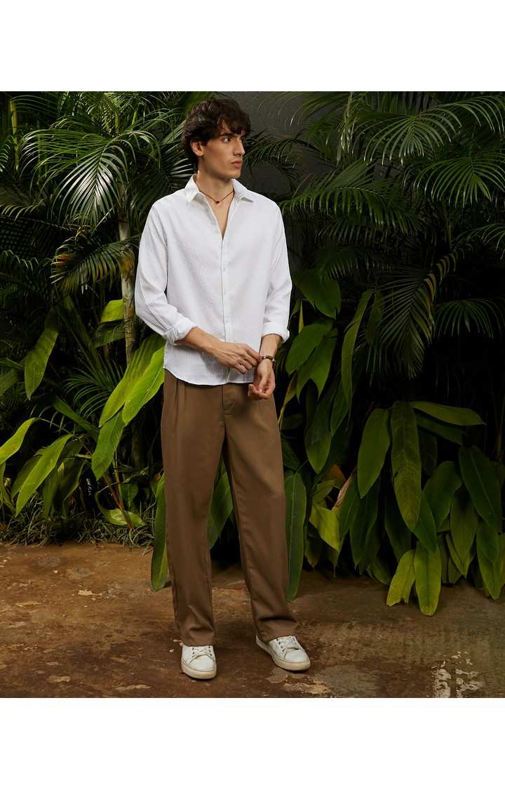 Men's White Solid Casual Shirts