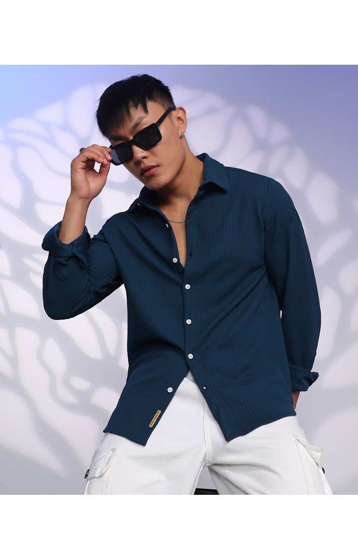 Men's Navy Solid Casual Shirts