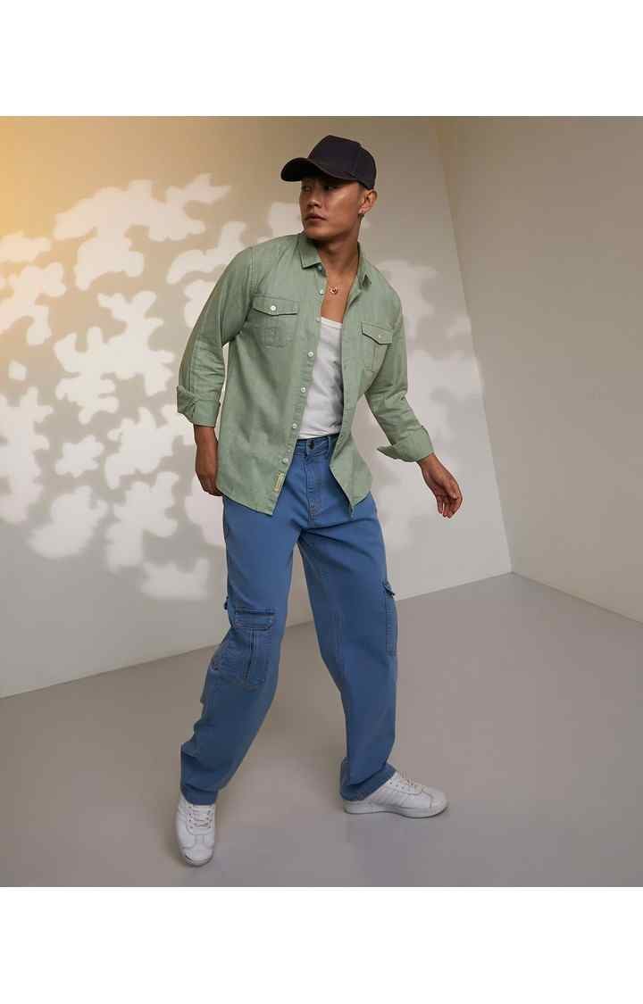 Men's Green Solid Casual Shirts