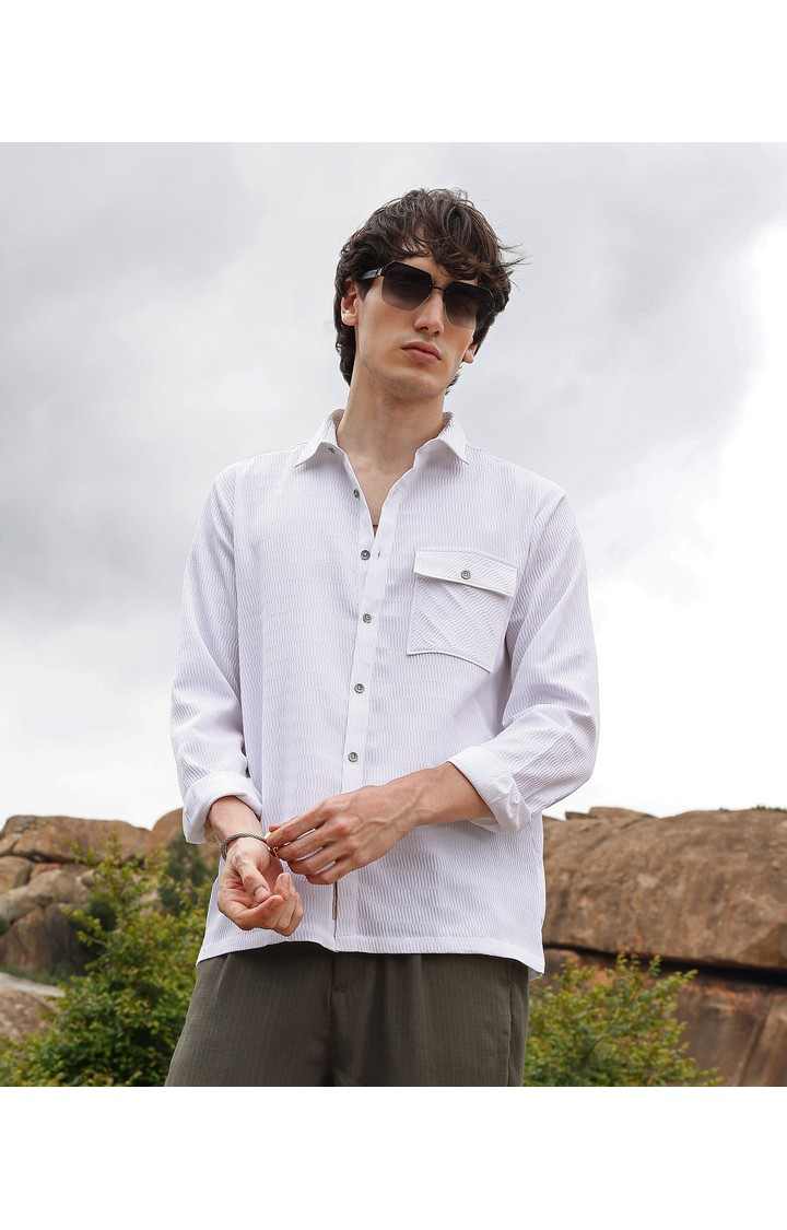 Men's White Solid Casual Shirts