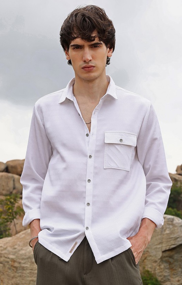 Men's White Solid Casual Shirts