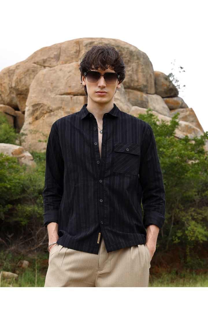 Men's Black Solid Casual Shirts
