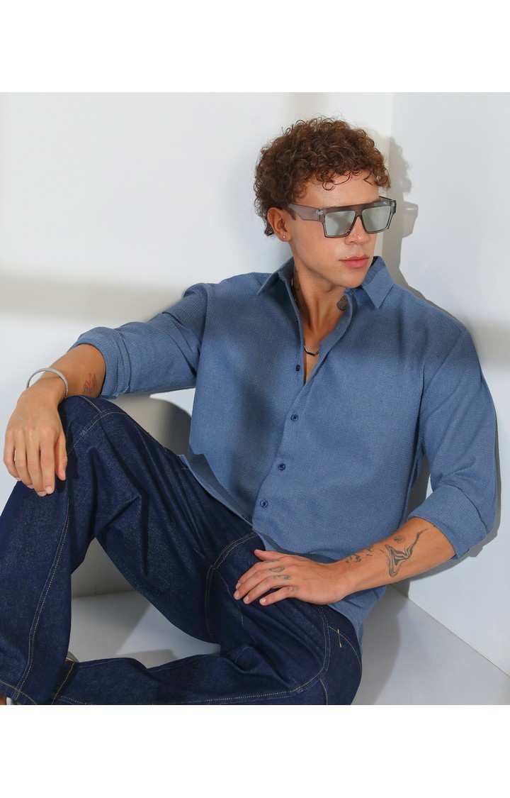 Men's Blue Solid Casual Shirts