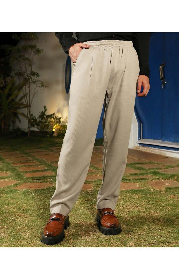 Men's Greige Solid Polyester Trousers