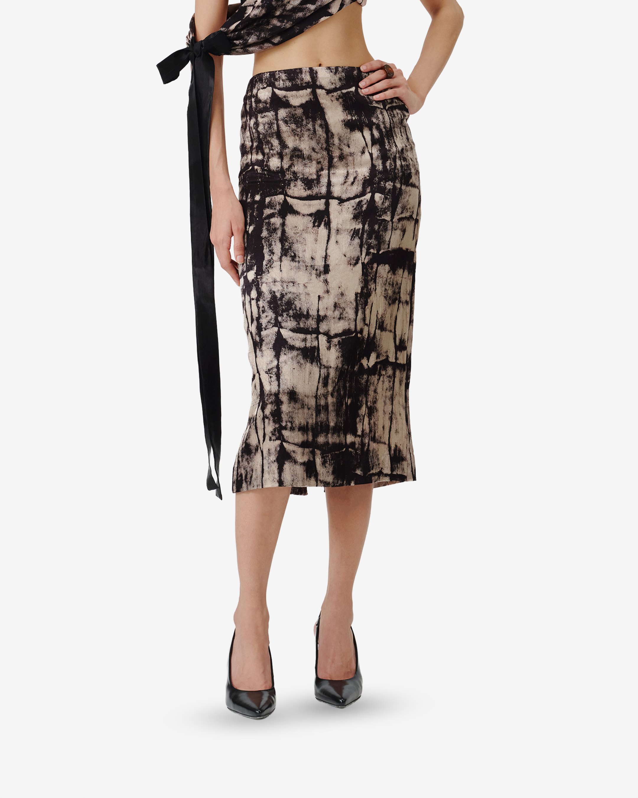 Monolith Column Skirt
