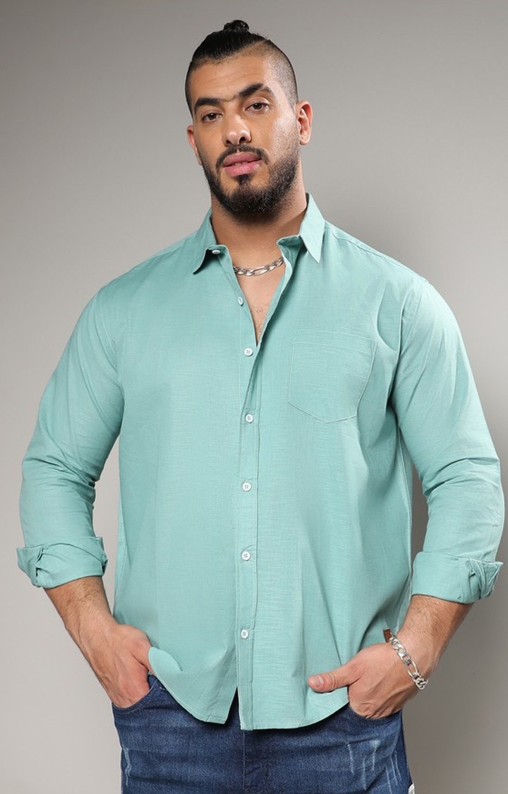 Men's Green Solid Casual Shirts