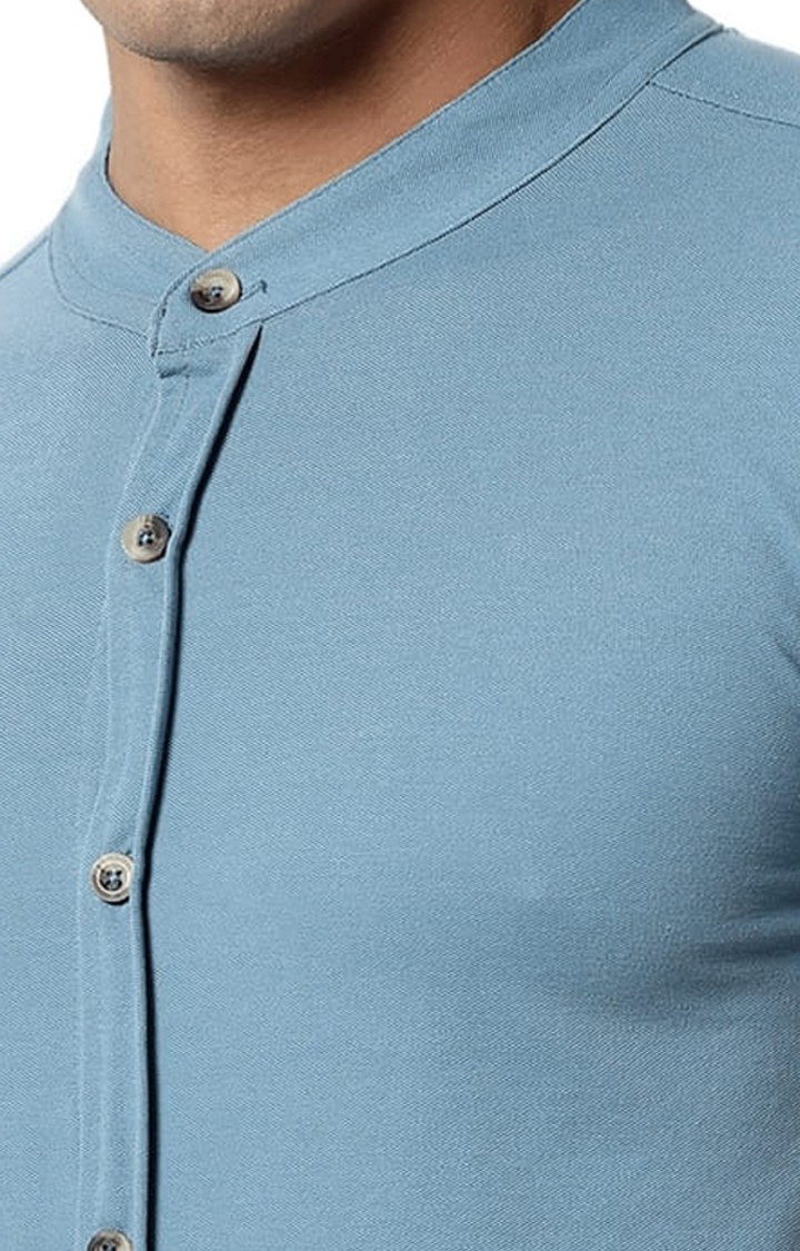 Men's Blue Cotton Solid Casual Shirt