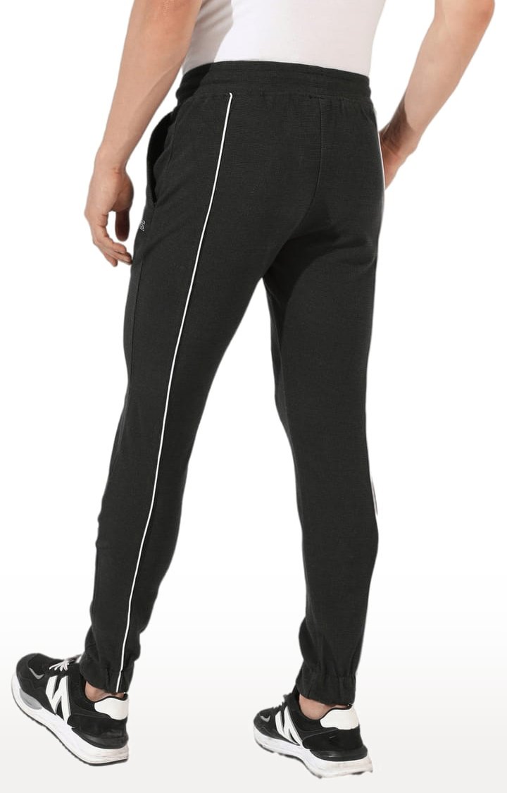 Men's Solid Black Regular Fit Trackpant