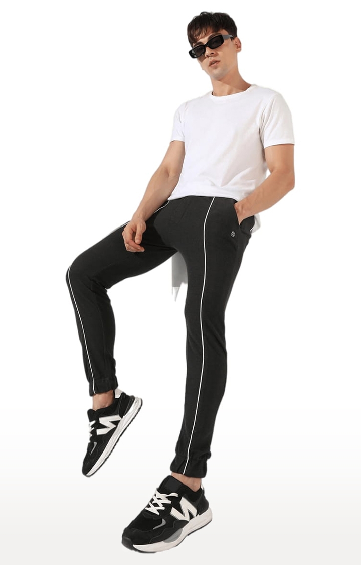 Men's Solid Black Regular Fit Trackpant