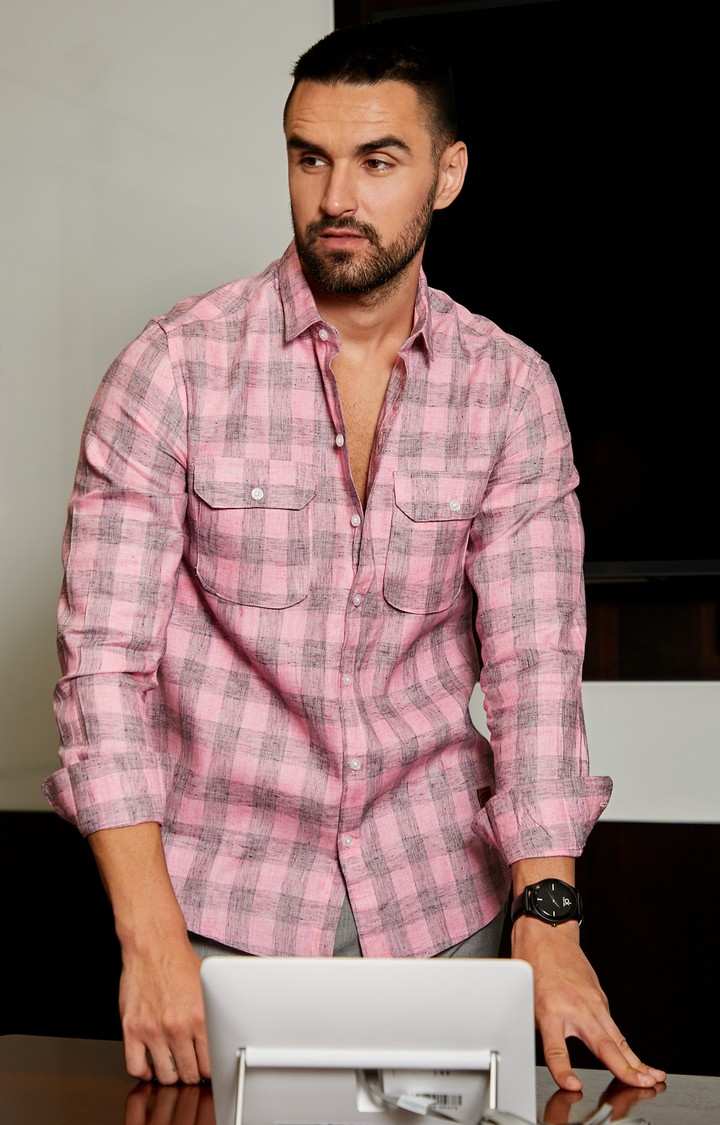 Men's Pink Checked Casual Shirts