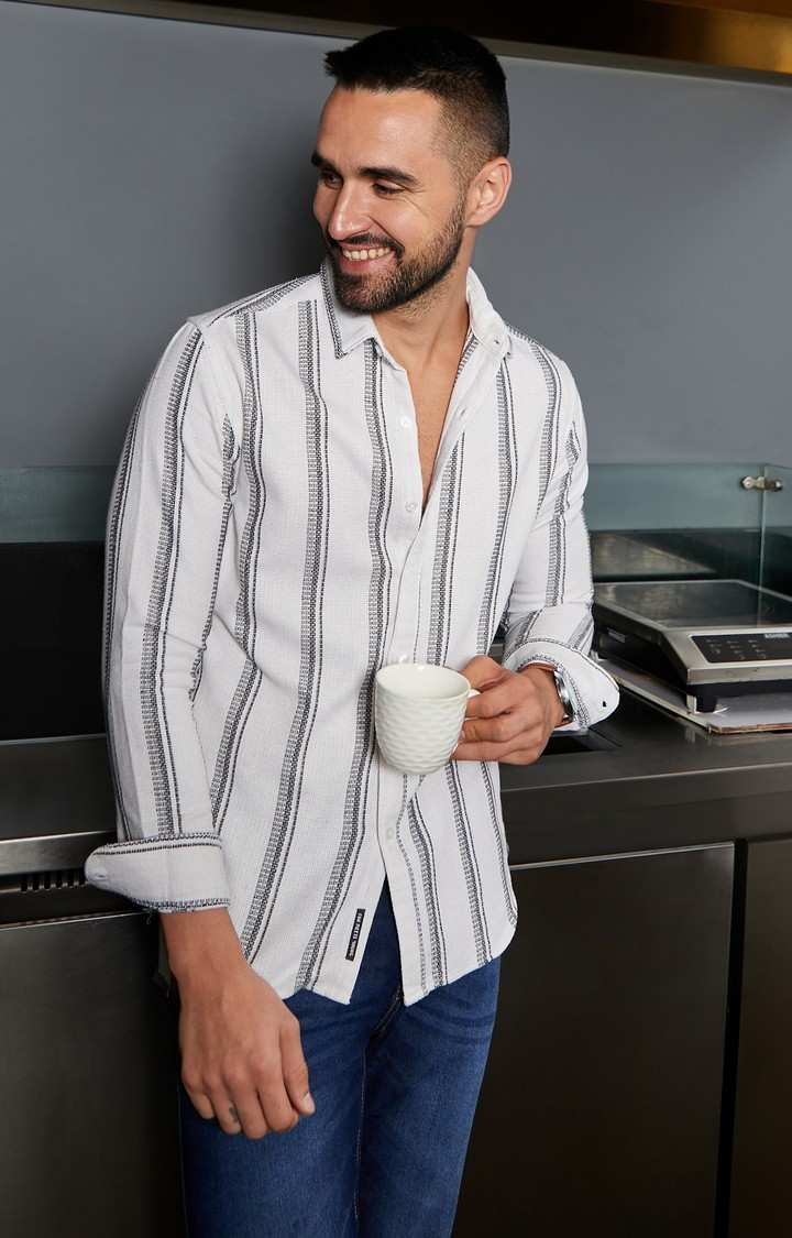 Men's White Striped Casual Shirts