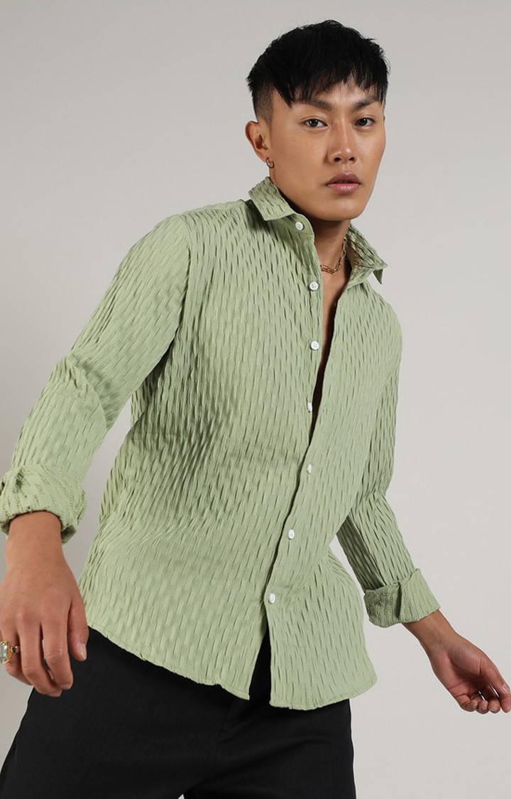 Men's Green Solid Casual Shirts