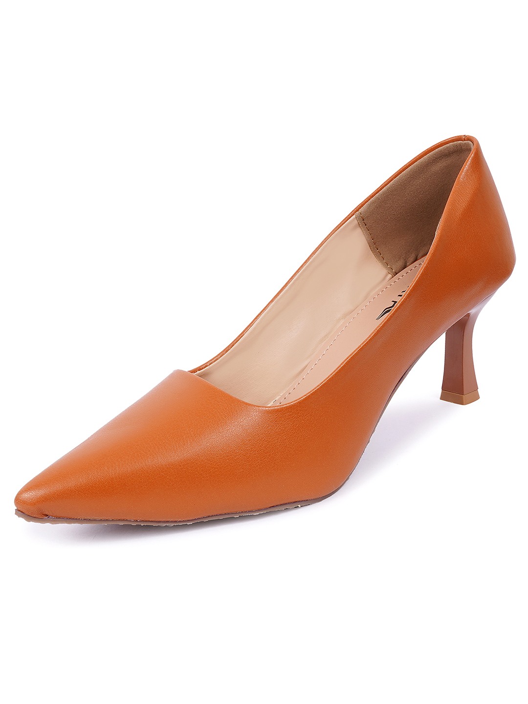 Pointed backstrap Pumps