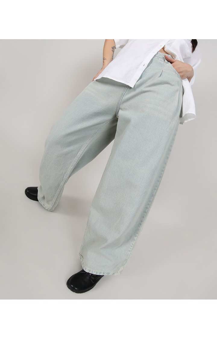 Women's Icy Blue Solid Denim Straight Jeans