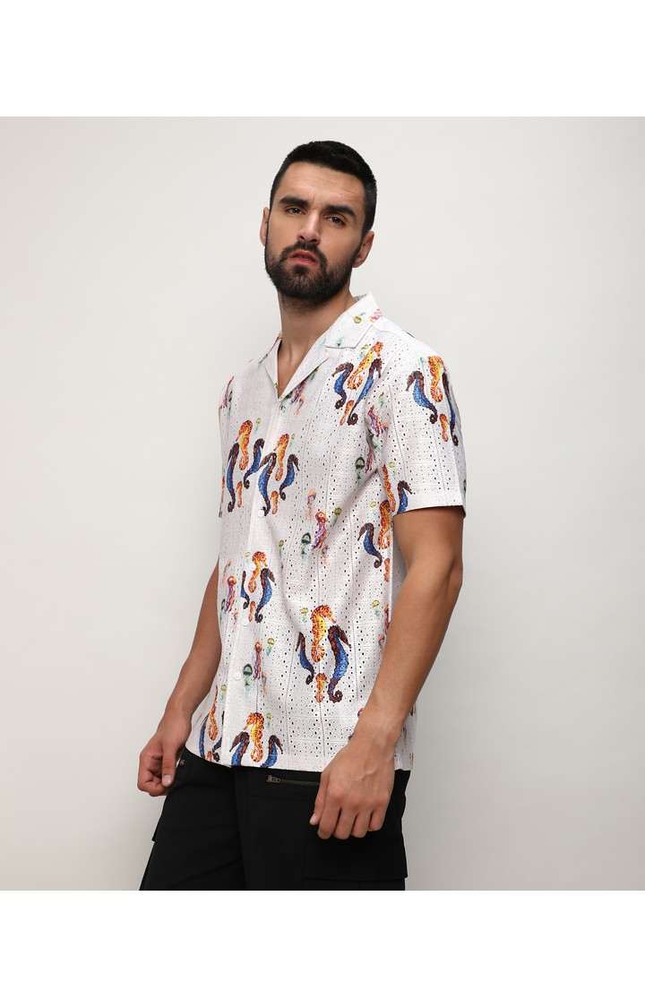 Men's White Printed Casual Shirts