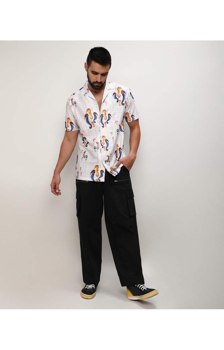 Men's White Printed Casual Shirts