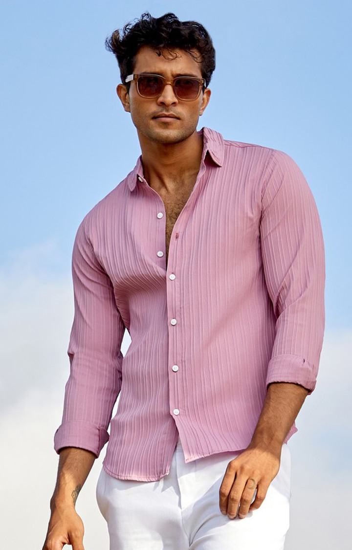 Men's Pink Solid Casual Shirts