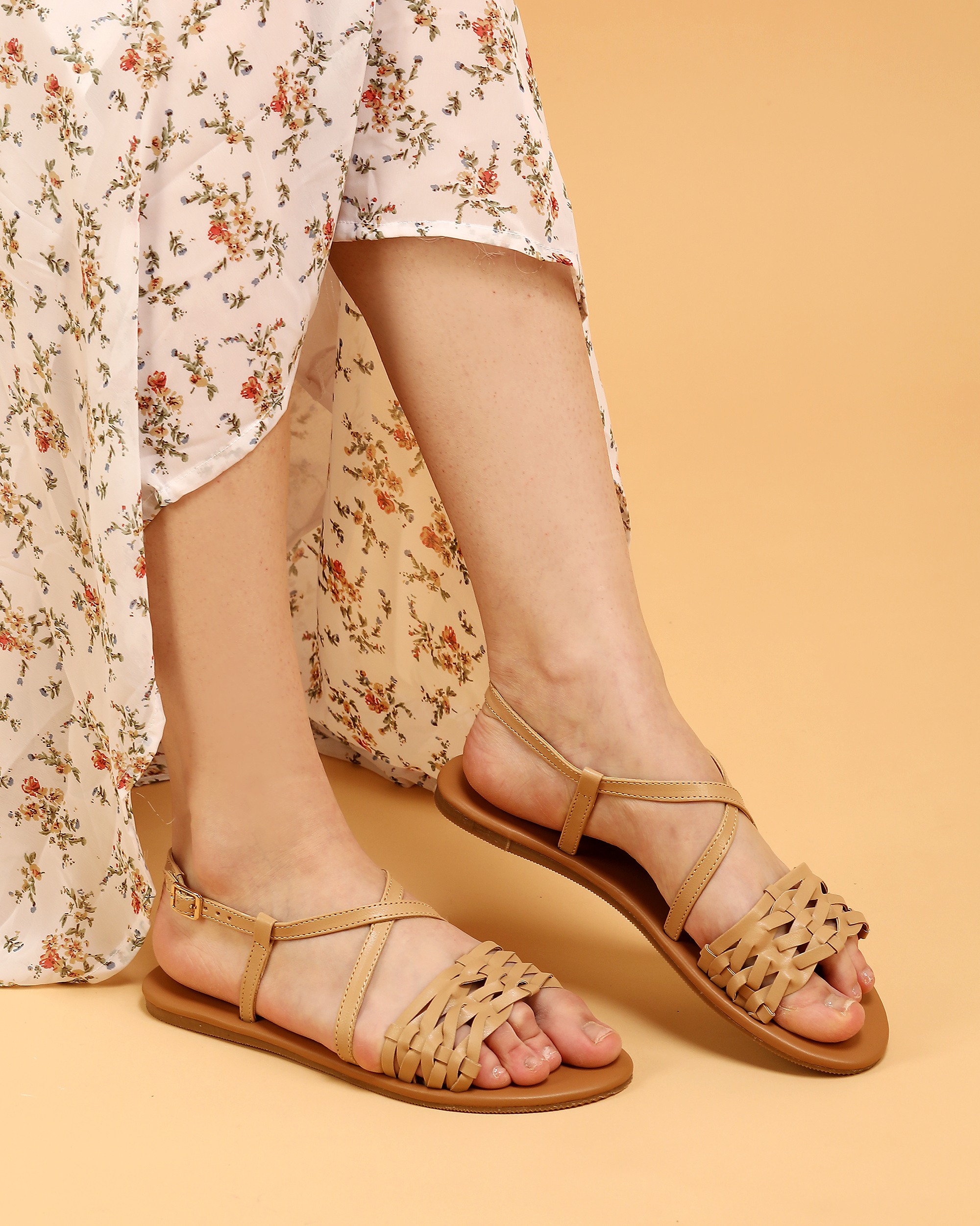wzaya beige sandals