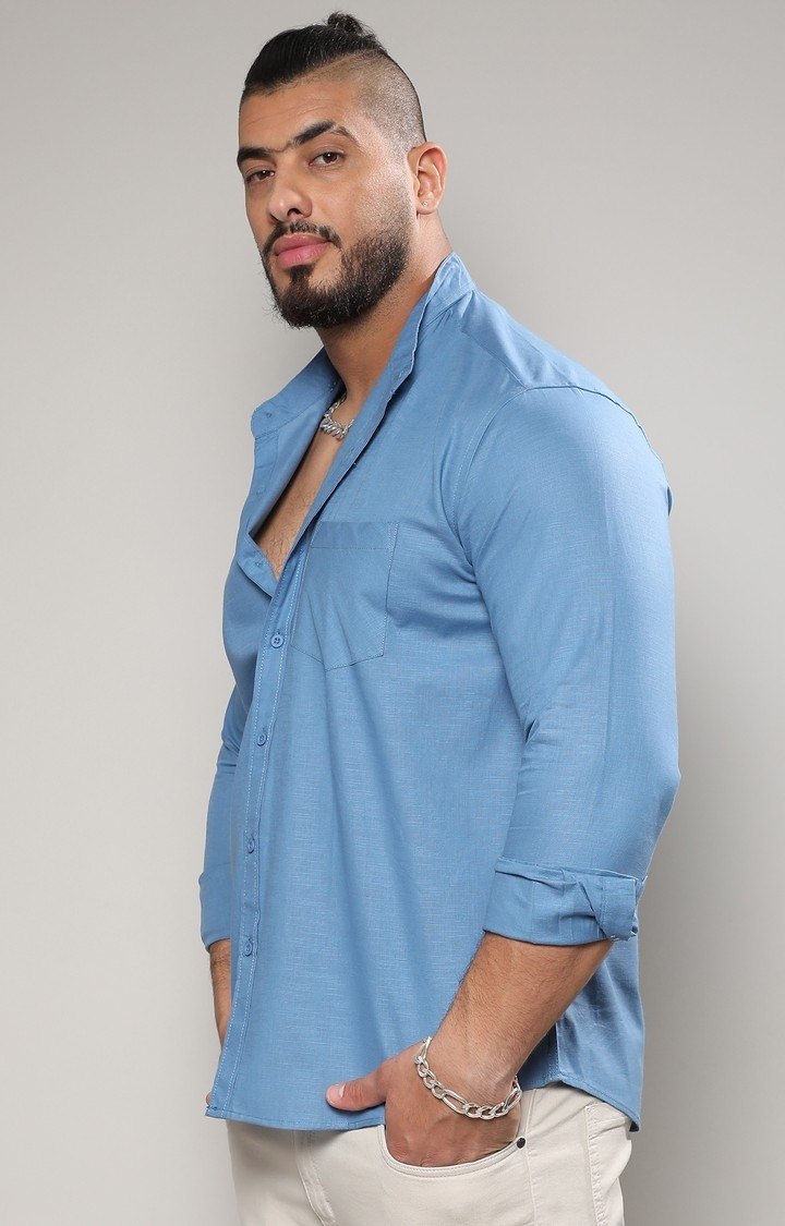 Men's Blue Solid Casual Shirts