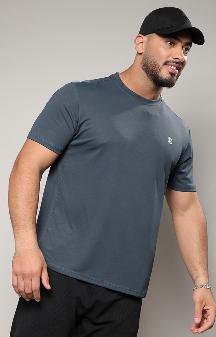 Instafab Plus | Men's Dark Grey Basic Activewear T-Shirt
