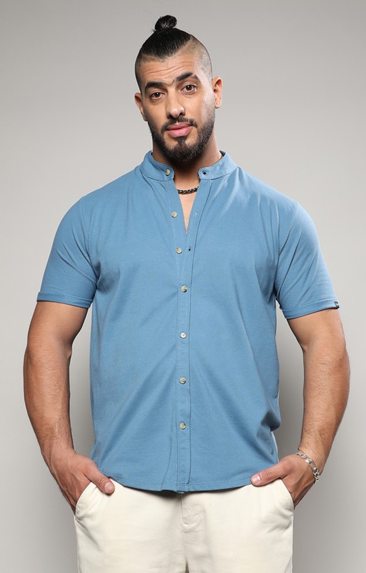 Men's Blue Solid Casual Shirts