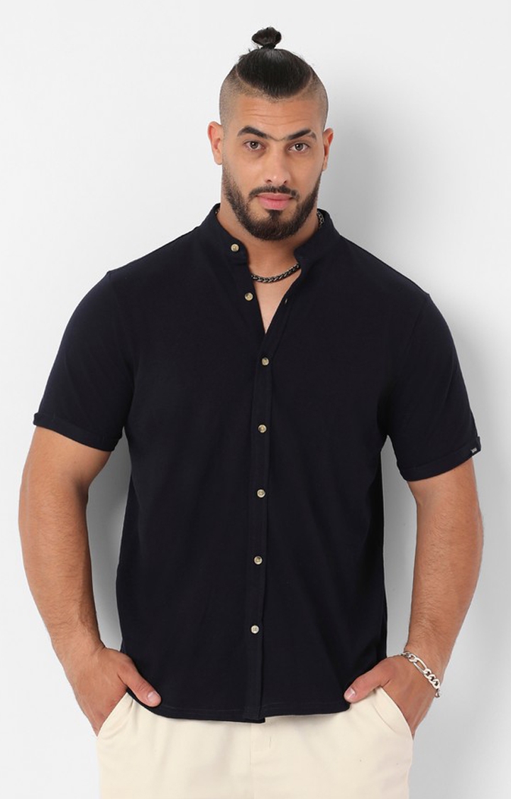 Instafab Plus | Men's Midnight Black Contrast Button-Up Shirt