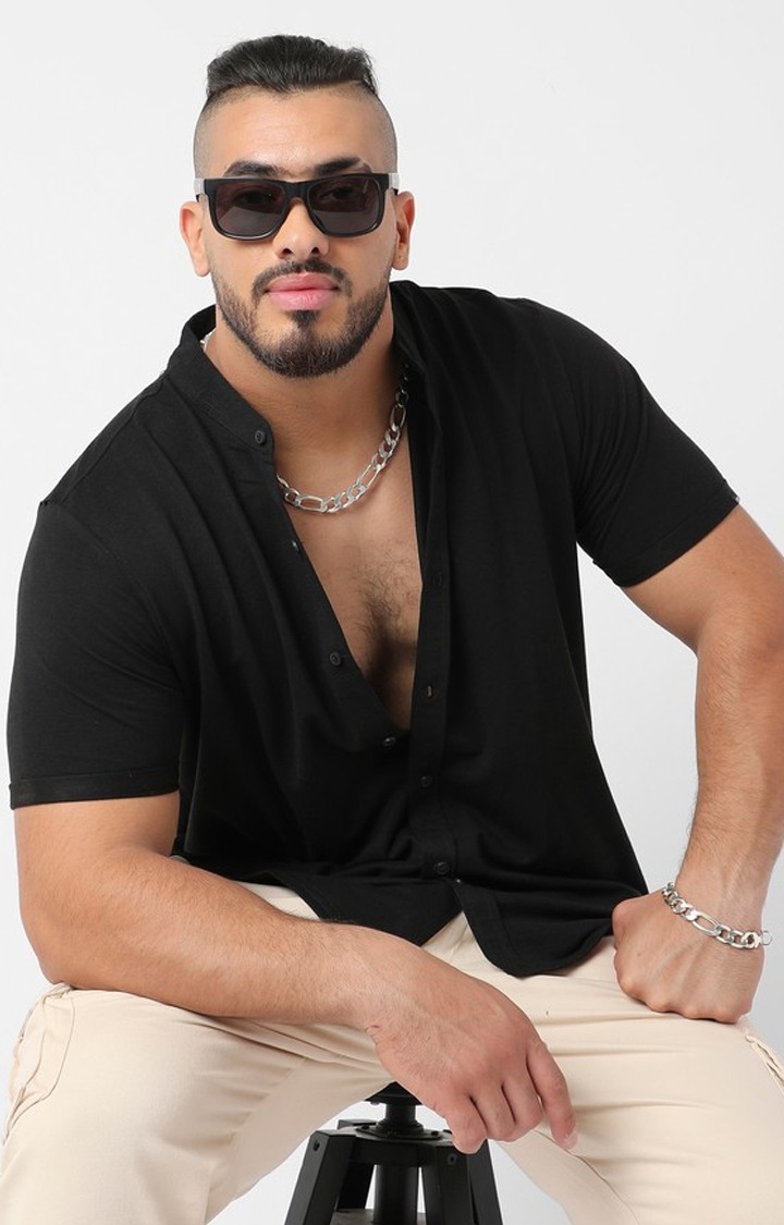 Men's Black Solid Casual Shirts