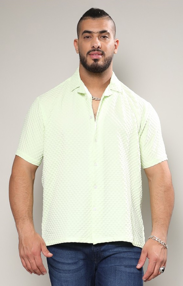 Men's Green Solid Casual Shirts